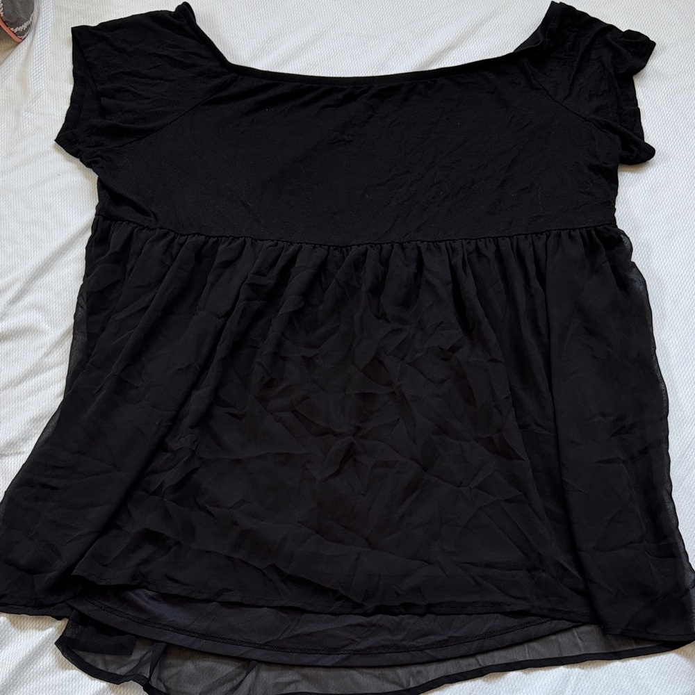 Torrid Super Soft Knit Black Women's Short Sleeve Peasant Top